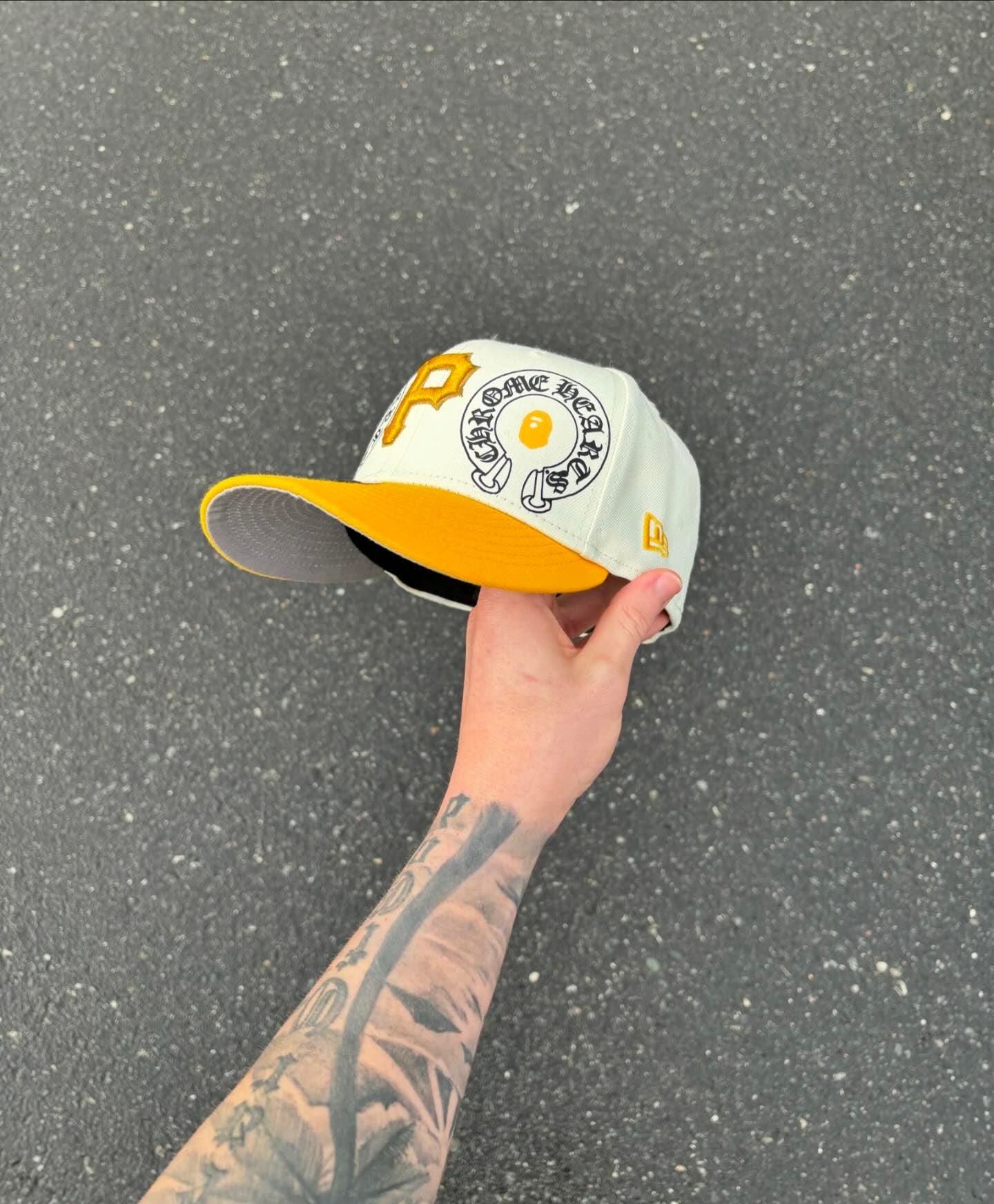 TRI TONE YELLOW VISOR PITTSBURGH PIRATES